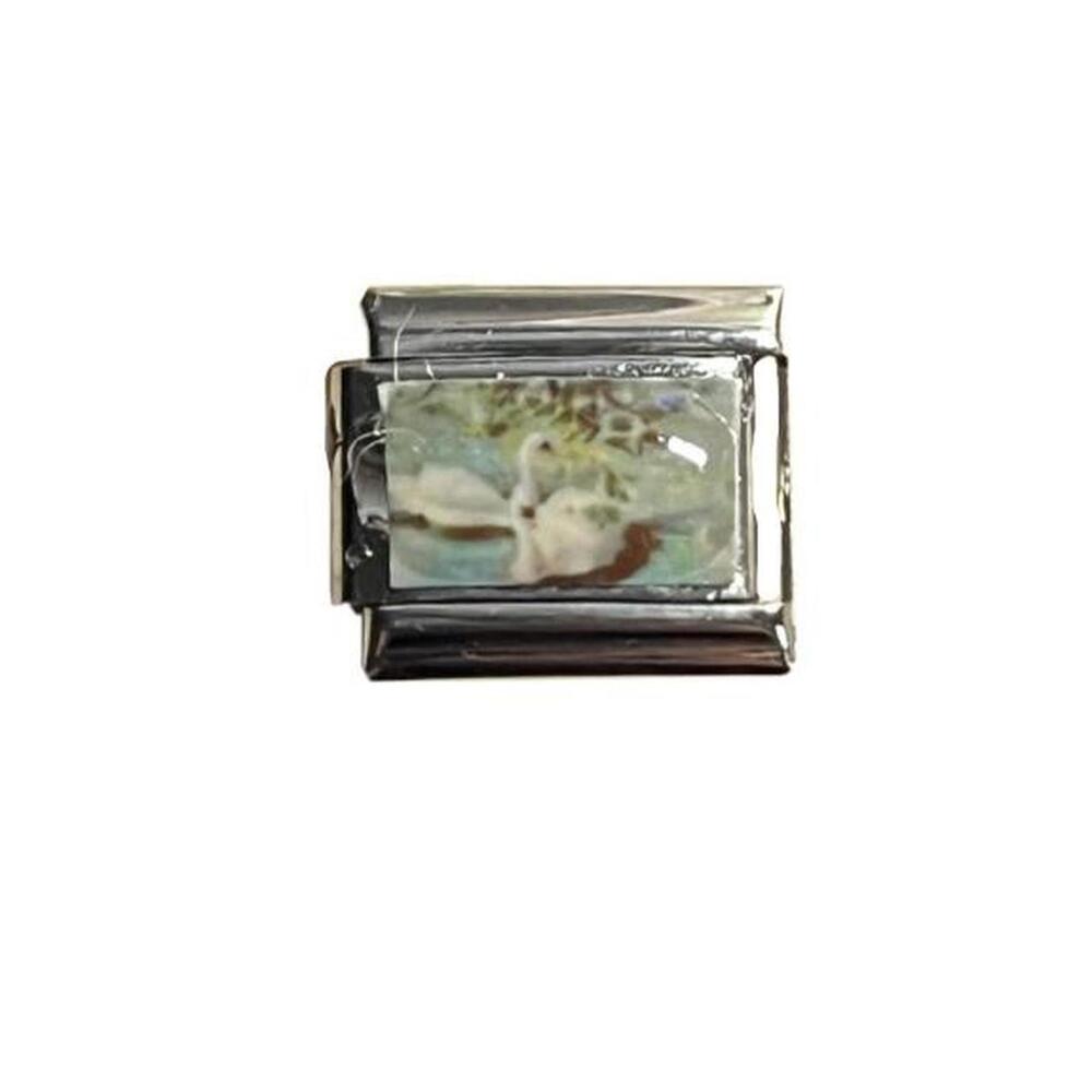 Swan charm